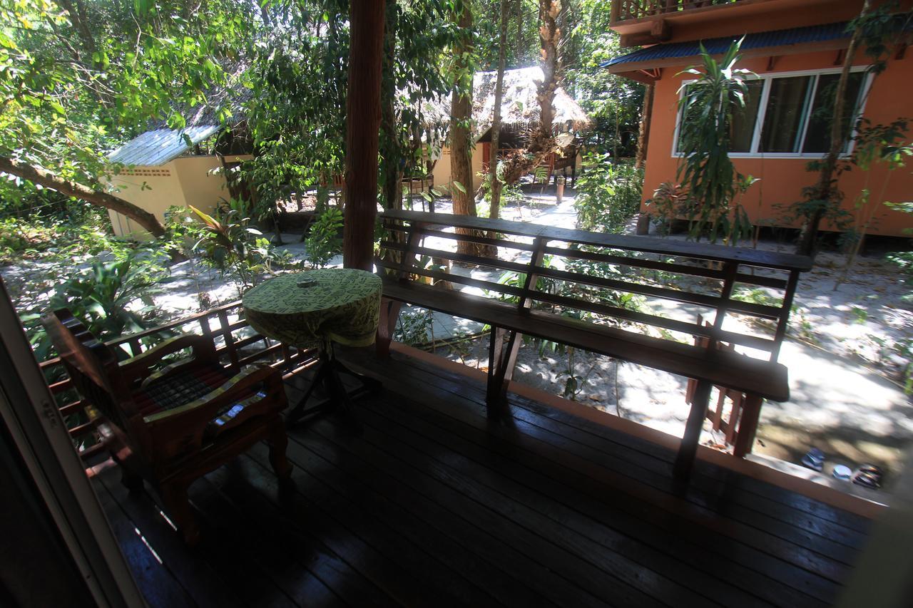 Jj Beach Resort & Jj Seafood Koh Phayam Zewnętrze zdjęcie