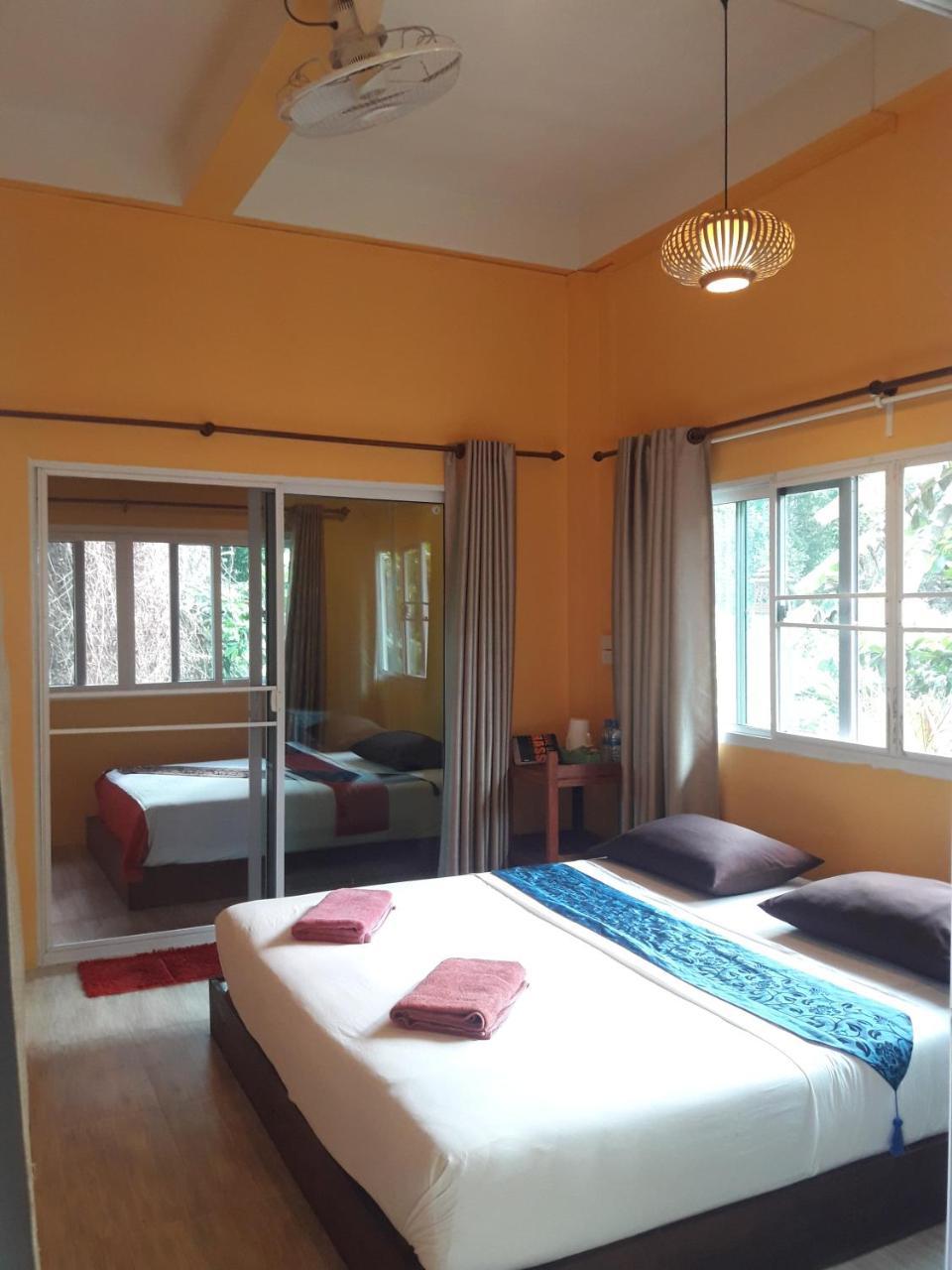 Jj Beach Resort & Jj Seafood Koh Phayam Zewnętrze zdjęcie
